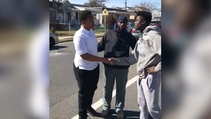 Guy Breaks Up A Street Fight and Exposes Fake Friends