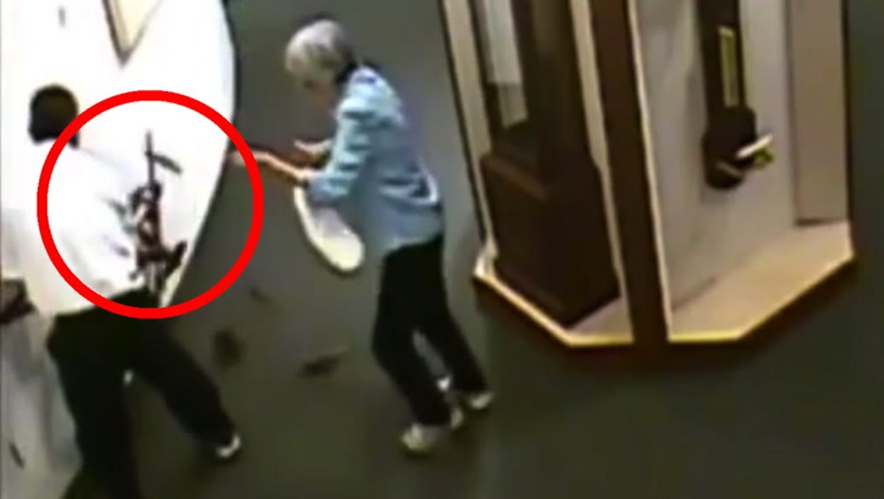 Guy Breaks Museum Clock on Camera