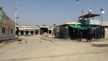 باكستان تبرر إغلاق حدودها مع أفغانستان