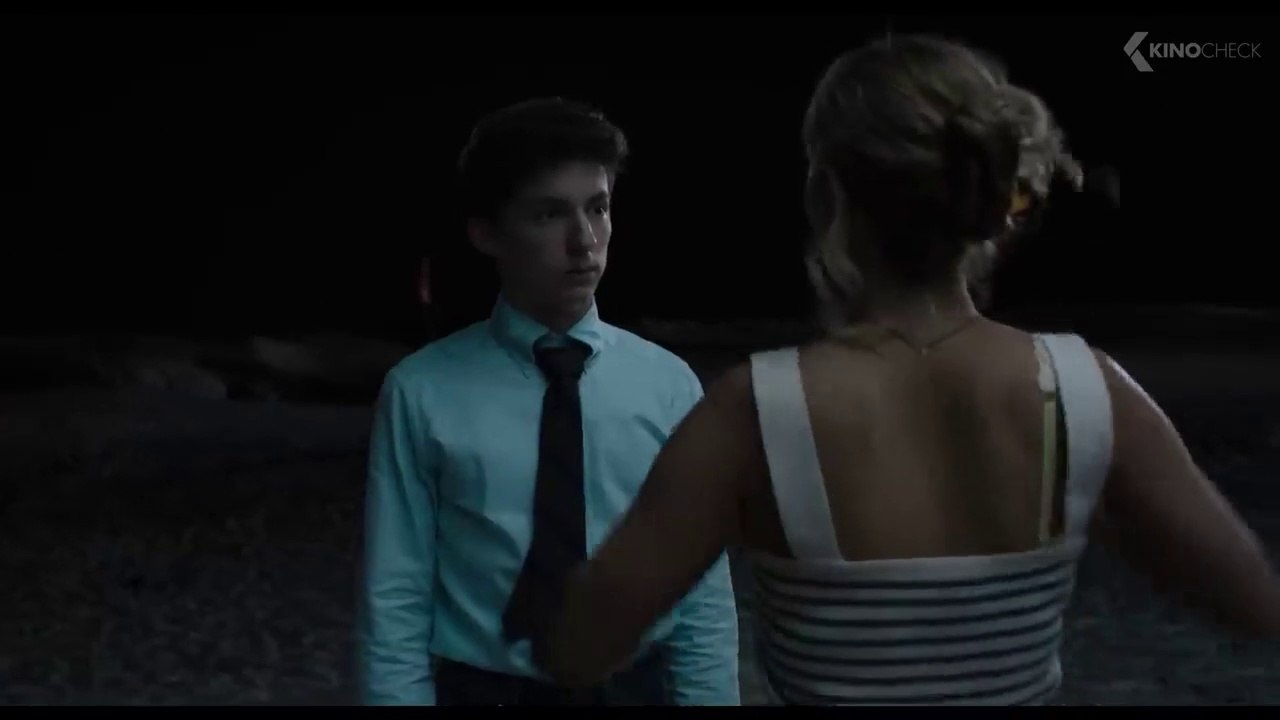 Let's Go Skinny Dipping! Scene No Hard Feelings (2023) video Dailymotion