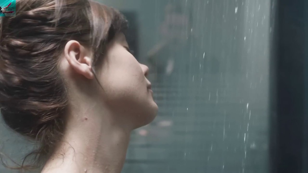 In the shower at home, a blind beauty was suddenly handed a towel by a man