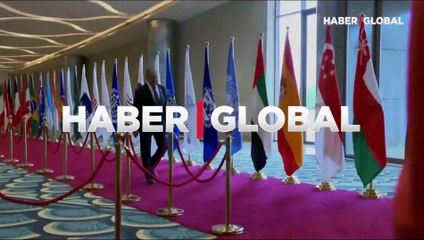 Lavrov, G20 liderler zirvesi karşılama töreninde az daha düşüyordu
