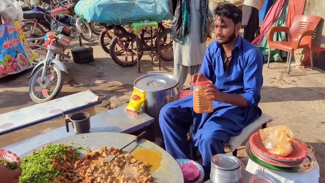 Tawa Fry Kaleji - Raja Bazar Street Food Rawalpindi - Babar Kaleji Wala - Liver Fry - Kaleji Recipe
