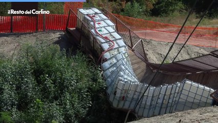 Cede il ponte durante il collaudo: il video dal drone