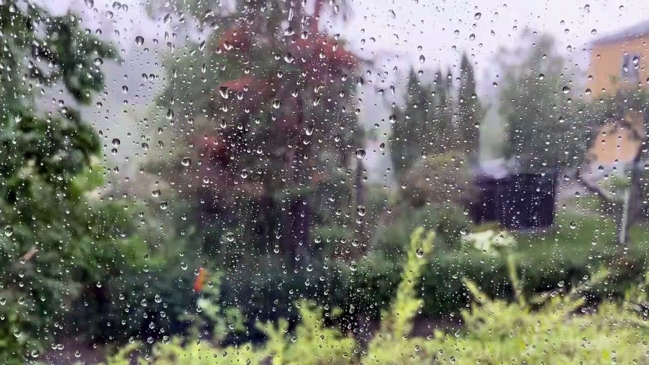 Rain sound in my window - Cozy moments