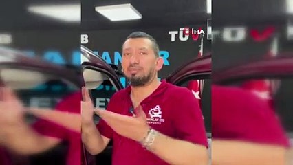 Otomobilin tavanını desteklemek için tahta kullanmışlar