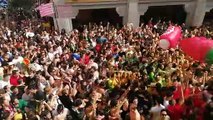 Cañonazo de las fiestas de Aranda de Duero: el público canta el himno