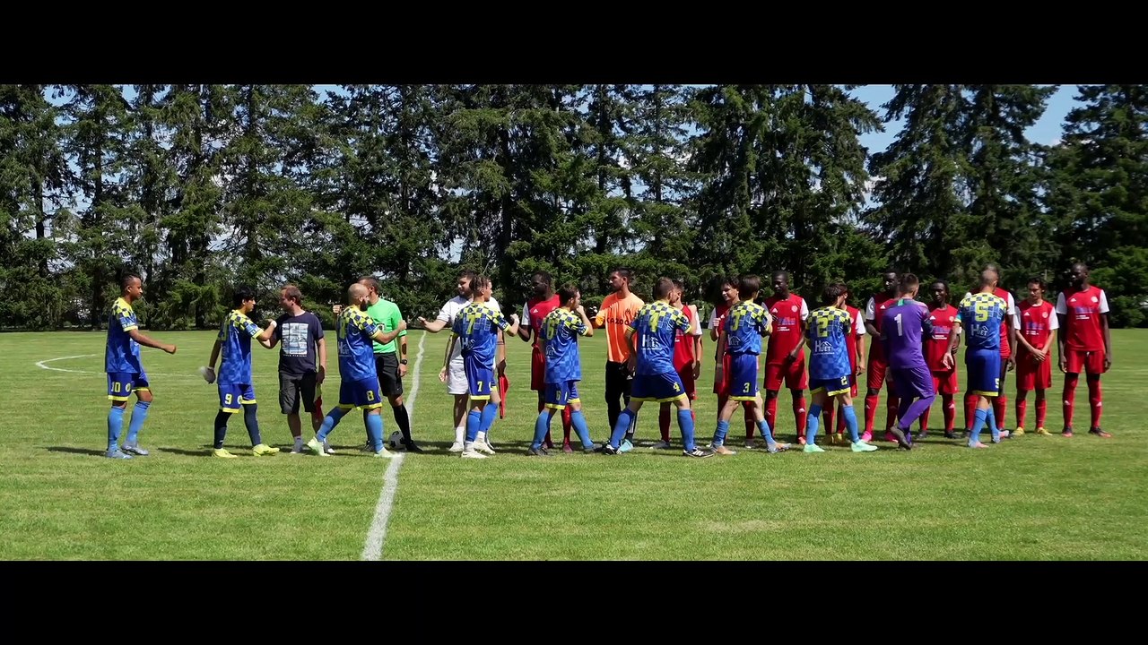 Pour le premier tour de la Coupe de France, le média Deux Sept a suivi les Jaunes&Bleus au Stade Claude Marie du Plessis-Grohan !