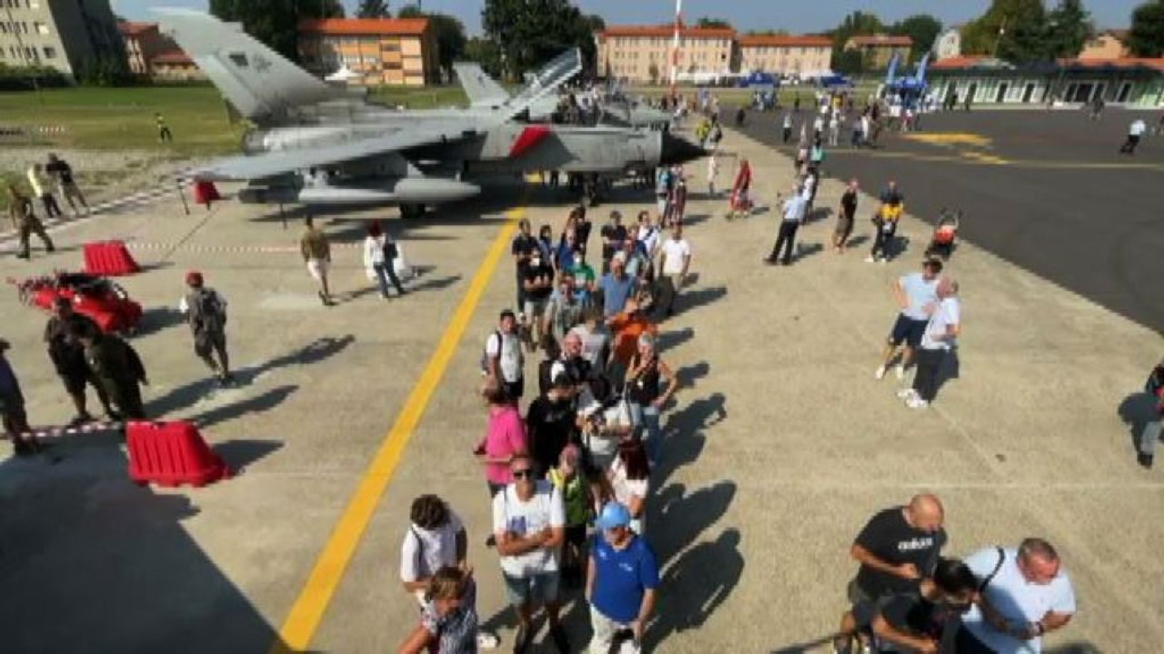 All'aeroporto di Milano-Linate l'open day dell'Aeronautica Militare