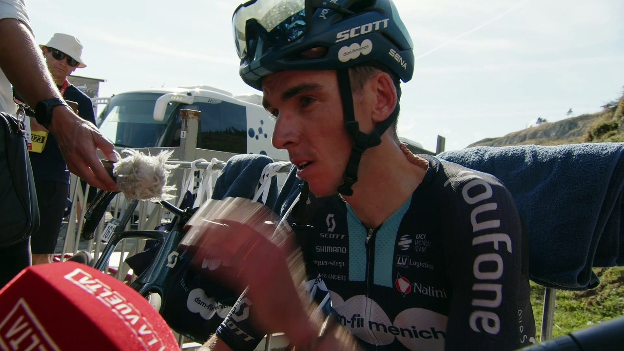 Tour d'Espagne 2023 - Romain Bardet : "Je connais Remco Evenepoel, je savais qu'il voulait gagner à la Merckx, donc je savais qu'il allait partir de loin ! C'est fou comme il est fort !"