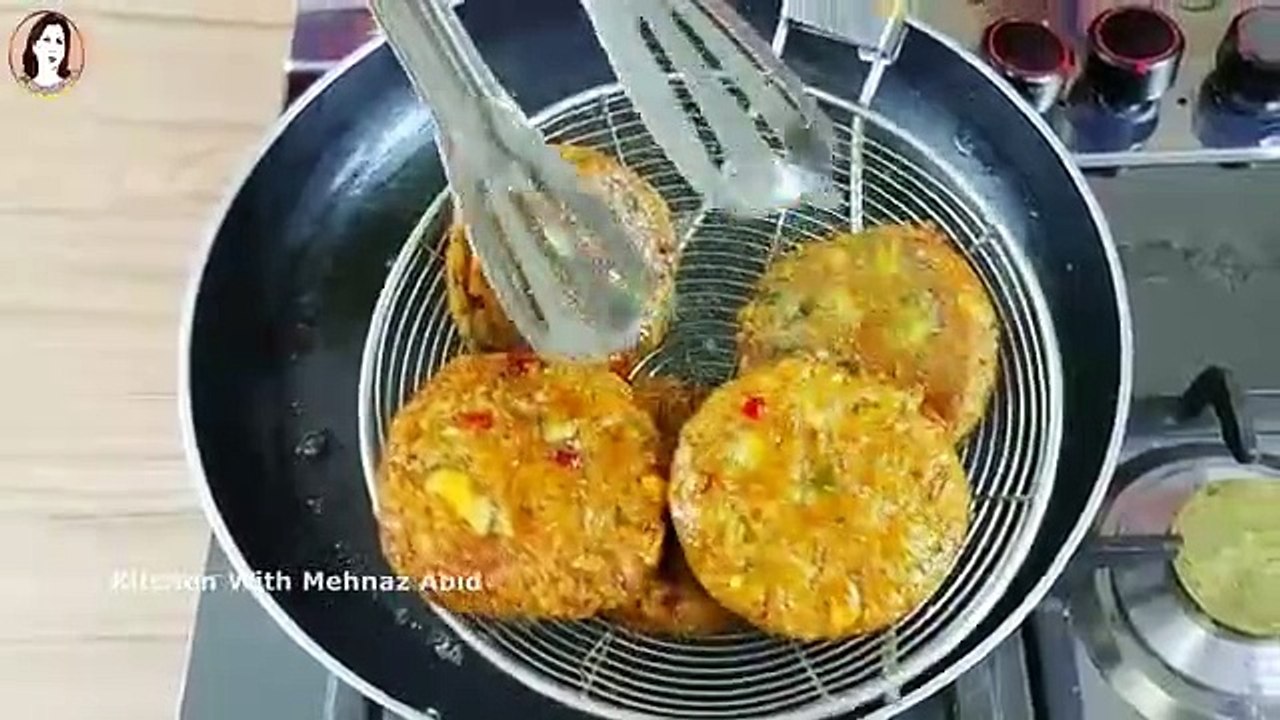 Aloo_ki_Tikki_recipe_I_صرف_آلو_اور_کم_تیل_کے_ساتھ_بلکل_نئی_قسم_کا_کباب_بنائیں_I_aloo_ke_kabab_recipe(360p)