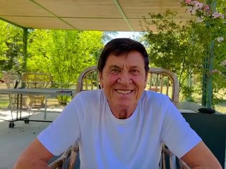 Gianni Morandi Saluta i Fan sui Social con un Video Emozionante 🎶