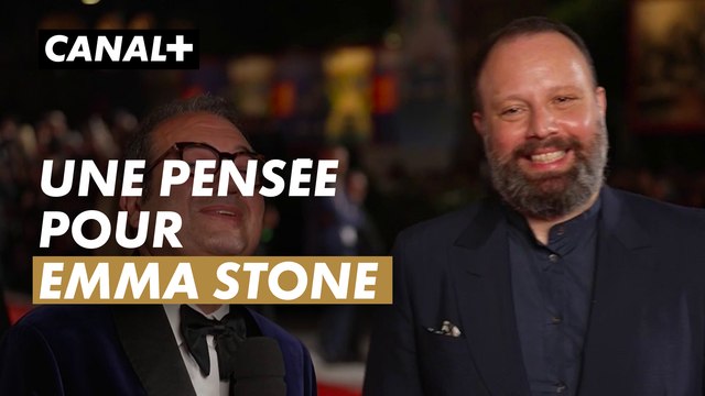 Yorgos Lanthimos, ravi d'avoir obtenu le Lion d'Or pour son film Pauvres Créatures à la Mostra 2023