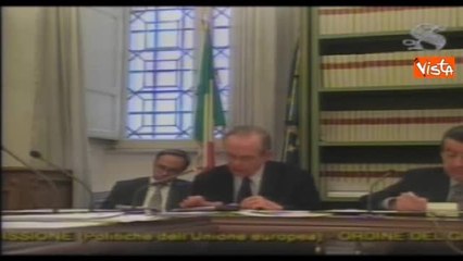 Padoan: «Politica monetaria europea potente ma non basta»