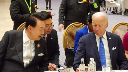 尹, 바이든과 G20 갈라 만찬에서도 1시간 30분 현안 대화 / YTN