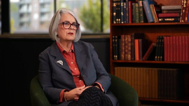 Push for more phonics lessons, as kids not taught basic reading and literacy skills fall behind