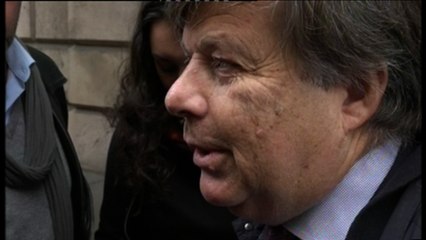 Ebreo accoltellato, Milo Hasbani ricostruisce l'accaduto: «Nove pugnalate, la più grave alla guancia»