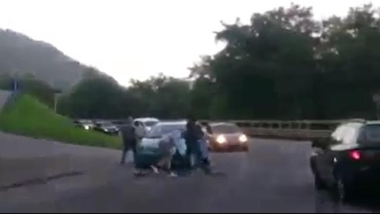 Sedrina, protesta dei profughi