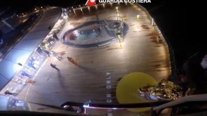Salvataggio su una nave da crociera: donna incinta  soccorsa in elicottero