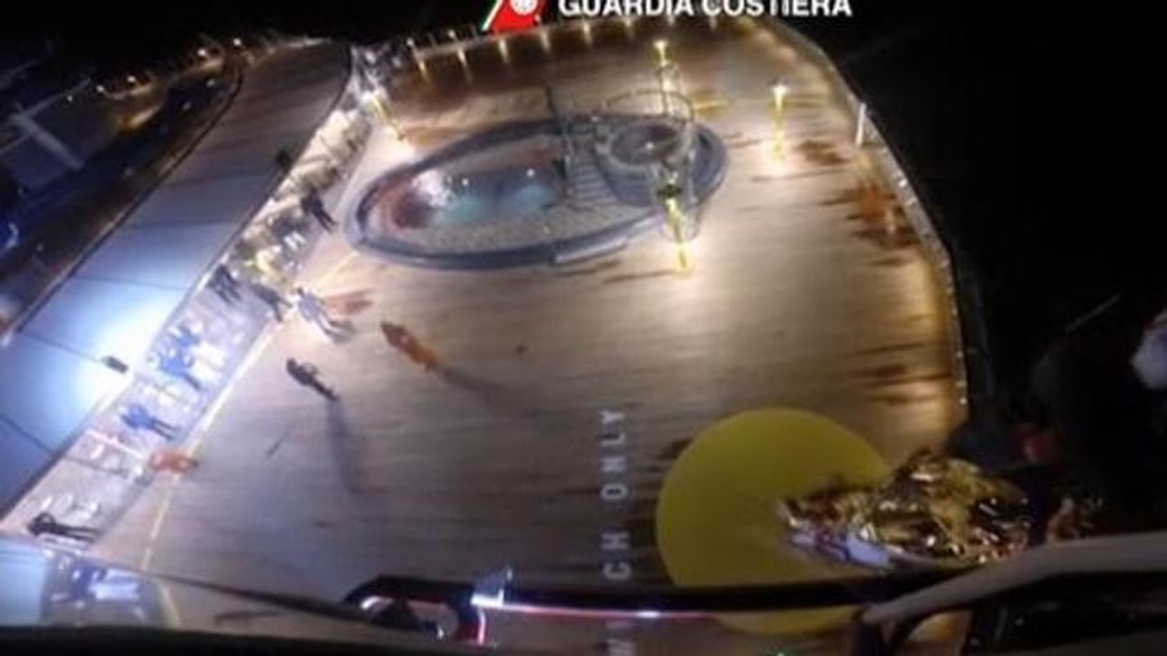 Salvataggio su una nave da crociera: donna incinta  soccorsa in elicottero