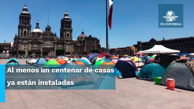 Días antes del grito de Independencia, maestros colocan plantón en el Zócalo de la CDMX