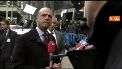 Migranti, Alfano: «Ue dovrebbe ringraziare l’Italia non aprire procedura»