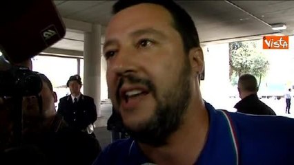 Скачать видео: Salvini contestato a Perugia: «Sinistra prenda distanze da questi balordi»