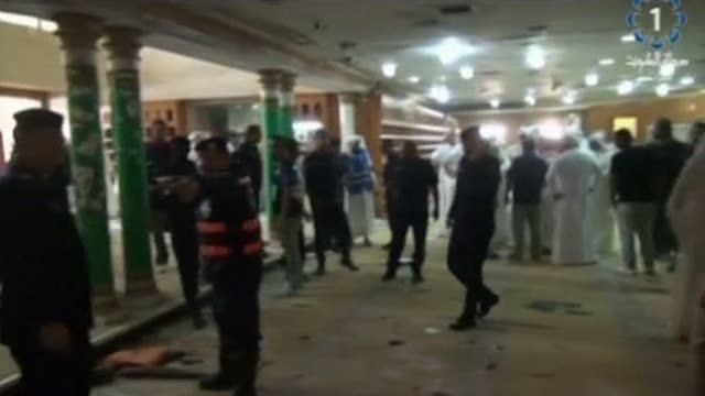 L'attentato avvenuto durante la preghiera del venerdì rivendicato dall'Isis