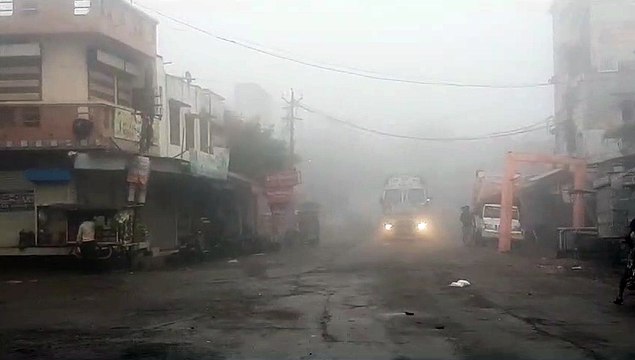 कांठल में सुबह छाया घना कोहरा, लोगों को सर्दी के मौसम का हुआ एहसास