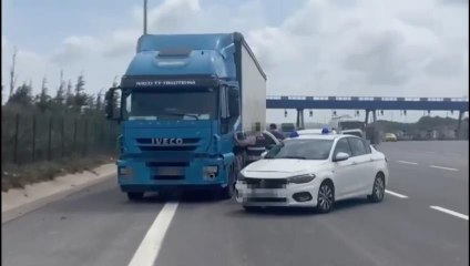 Скачать видео: İstanbul'da TIR'da 15 ton etil alkol ele geçirildi