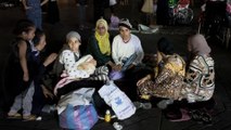 Séisme au Maroc : une nuit à Marrakech avec les sinistrés qui dorment dans la rue
