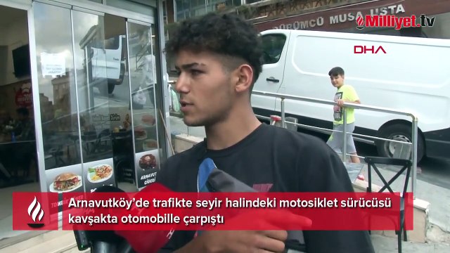 Arnavutköy'de motosiklet sürücüsü otomobille çarpıştı
