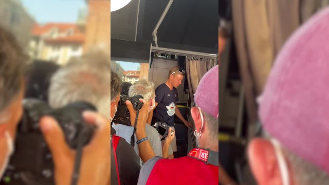 VUELTA A ESPAÑA | El gesto de REMCO EVENEPOEL con BARDET tras pelear la etapa en LARRA-BELAGUA | AS