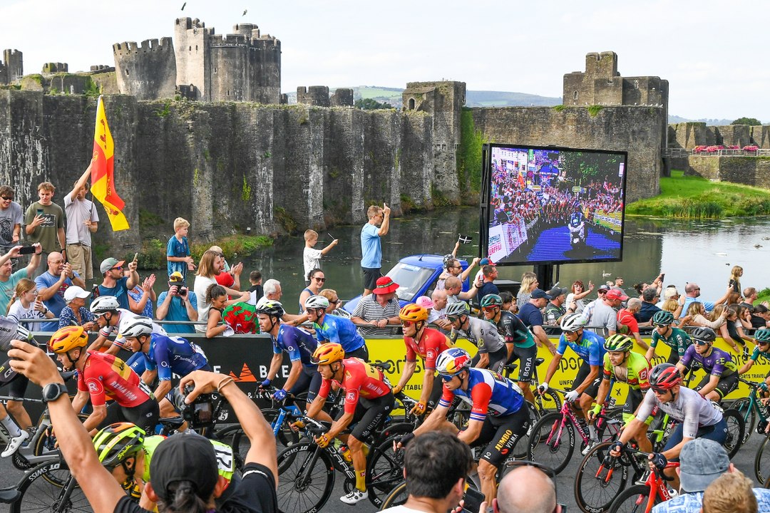 Tour of Britain 2023 | Stage eight highlights | Margam Country Park to Caerphilly