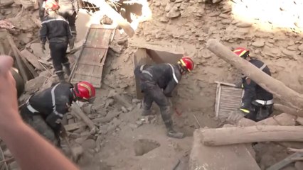 استمرار أعمال الإنقاذ والبحث عن مفقودين في أمزميز