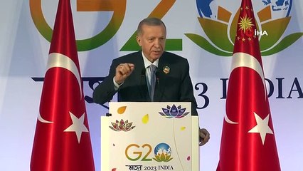 Cumhurbaşkanı Erdoğan: "5 üyenin iki dudağının arasına dünyayı sıkıştırmayalım""Biden'la F-16 konusunu görüştük""Bizi 50 yıldır AB üyesi ülkeler hep...