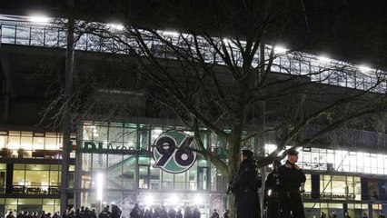 Evacuato lo stadio di Hannover,  l’arrivo concitato della polizia