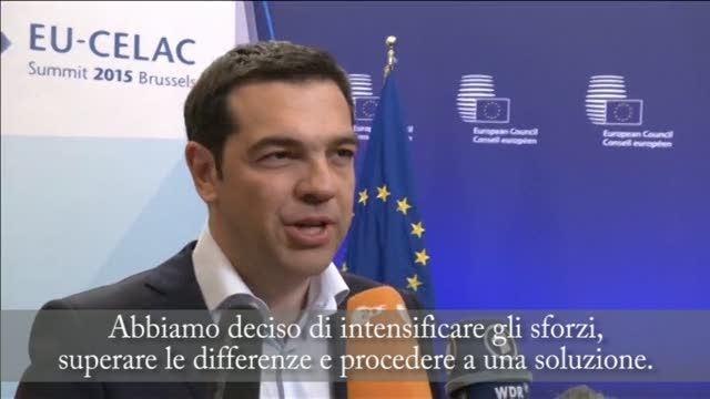 Crisi Grecia, Tsipras: «Intensificare gli sforzi per una soluzione»
