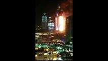 In fiamme un grattacielo nel centro di Dubai
