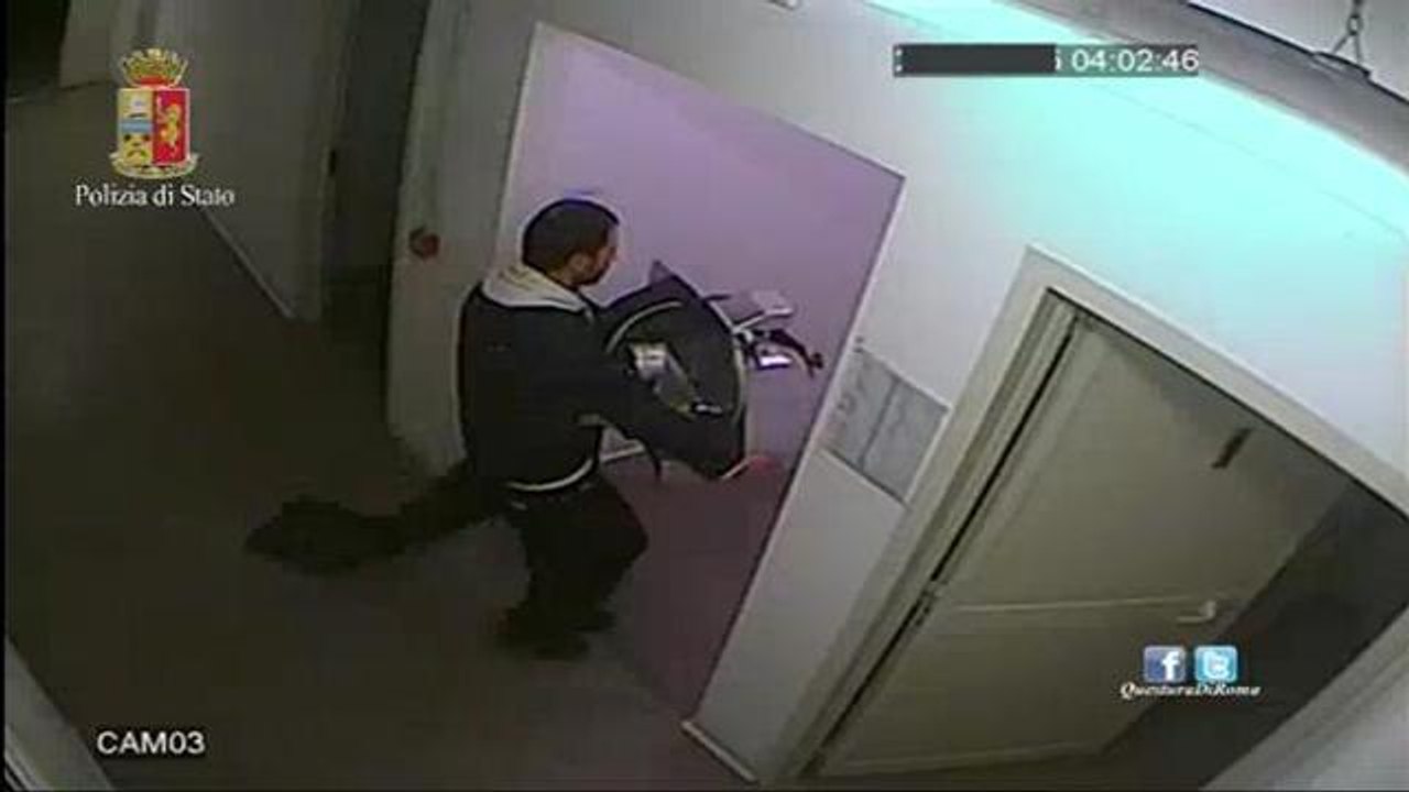 Il video che ha incastrato il ladro di prosciutti della mensa del Grassi