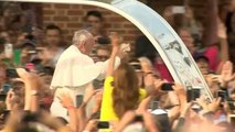 Papa: altro bagno di folla a Filadelfia