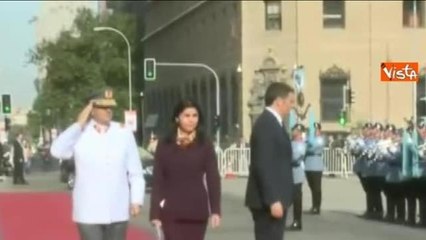 Renzi accolto in Cile dalla presidente Bachelet