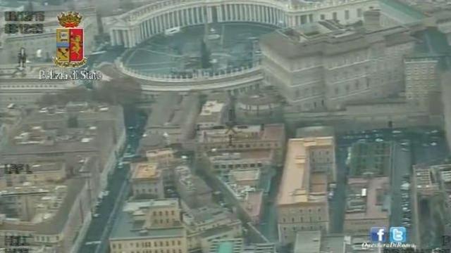 Video Giubileo, le immagini di Piazza San Pietro dall'elicottero della Polizia