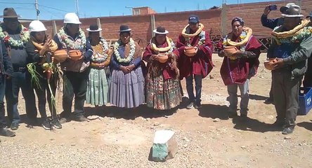 Inicio de obra de la construcción de la Unidad Educativa Nacional de Ayo Ayo