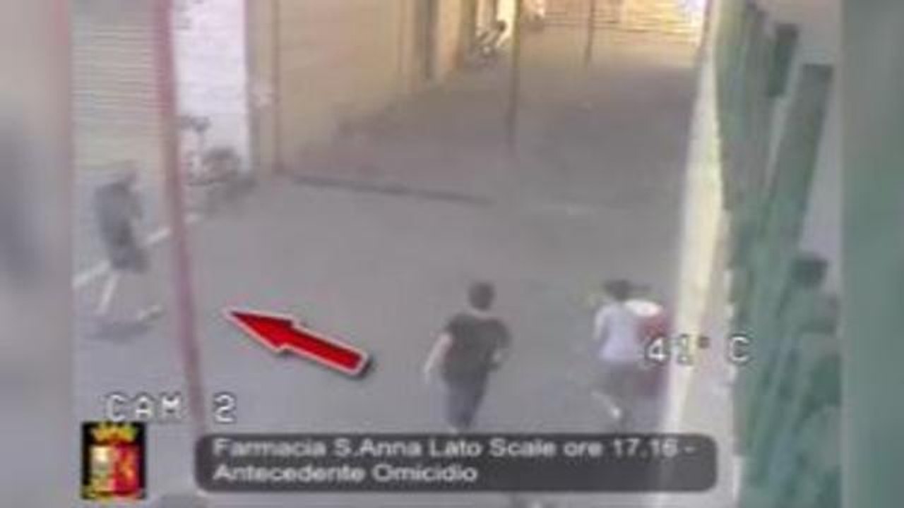 Omicidio Piccolino: il killer ripreso prima e dopo il delitto