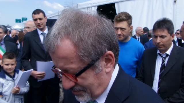 Maroni scherza: «Come Lombardia potremmo realizzare la Salerno-Reggio Calabria»