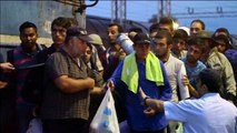 Macedonia: partito  primo treno di migranti