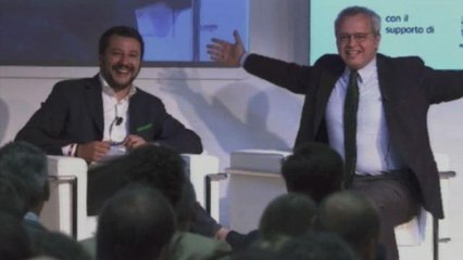 Télécharger la video: Salvini:  «Impossibile mettere una felpa con la scritta giovani imprenditori»