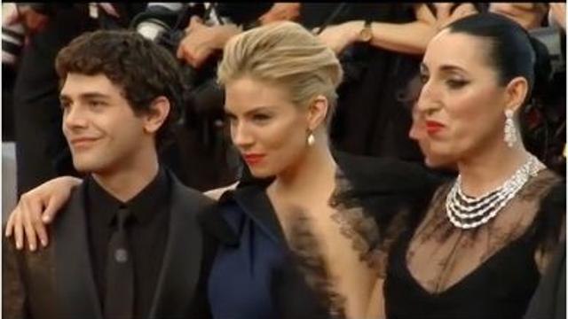 Festival di Cannes, le dive sul red carpet