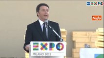 Renzi: «Expo non è un luogo di scandalo, ma la sfida per l’Italia nel 2015»